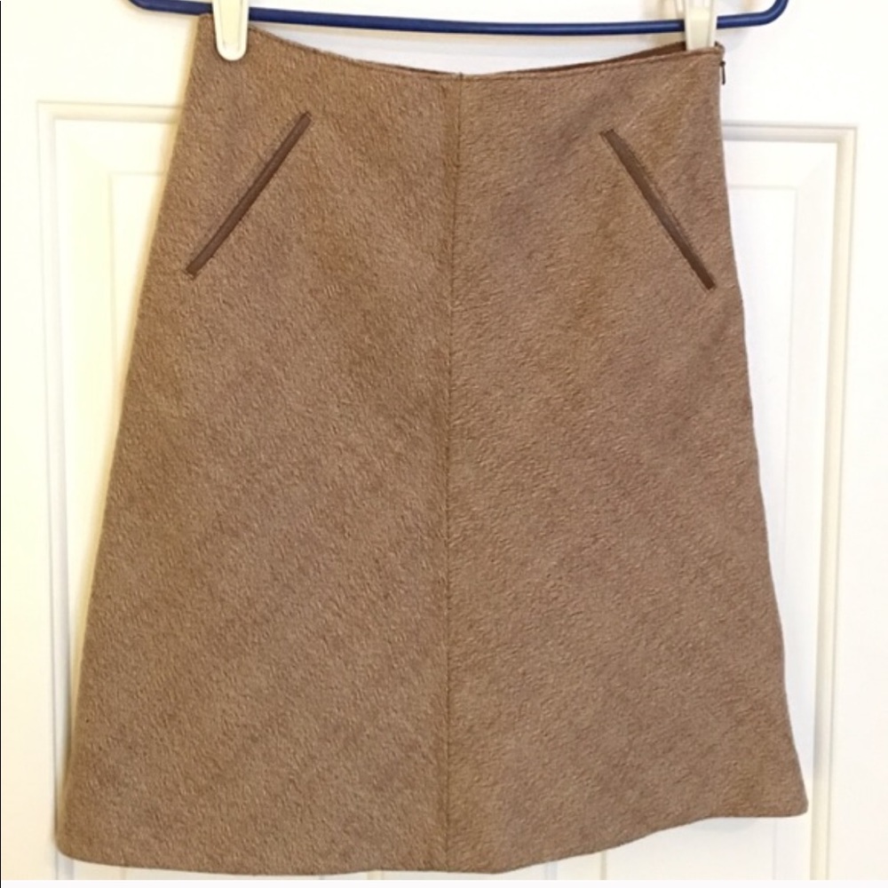 Cute Banana Republic skirt
